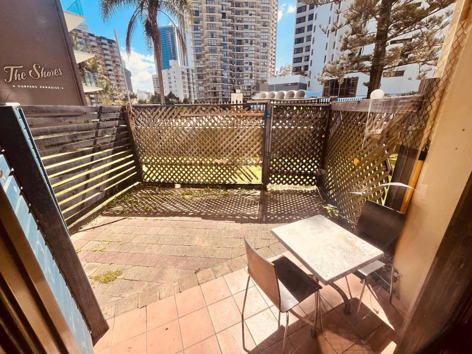 Erika'S Holiday Apartment Gold Coast Exterior photo